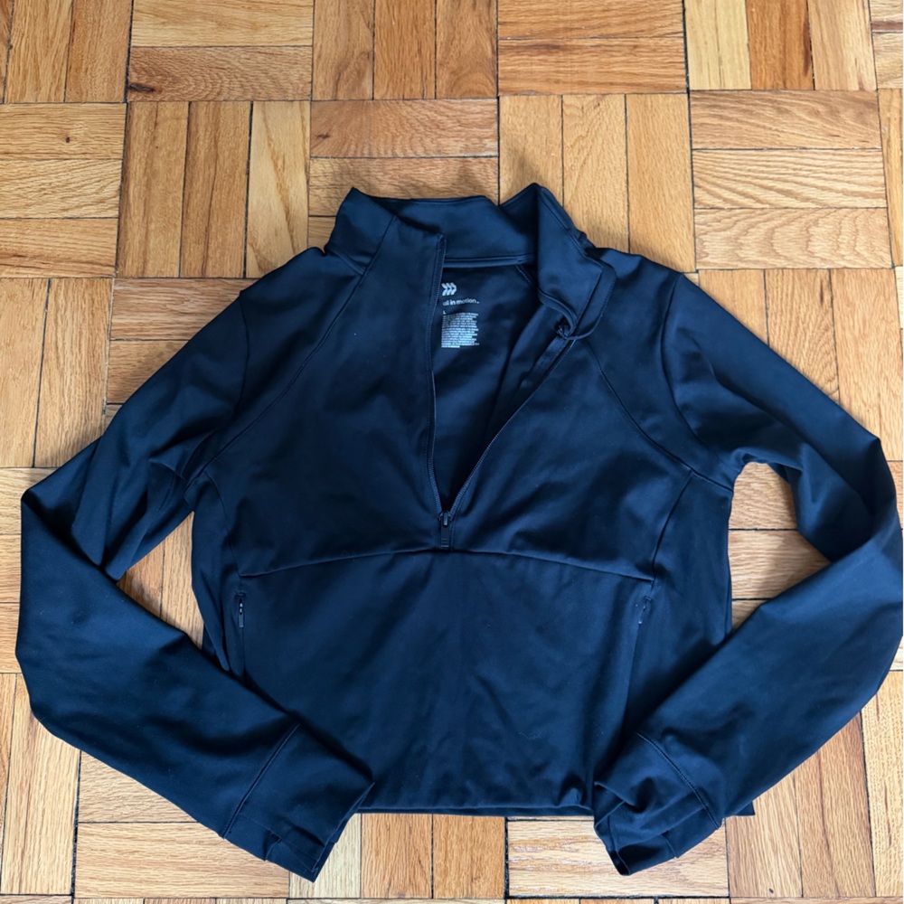 Black Long-Sleeve Athletic Top
